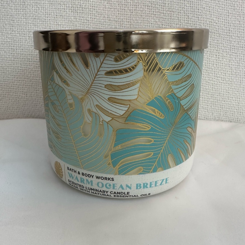 Bath & Body Works Warm Ocean Breeze 3 Wick Candle NEW
